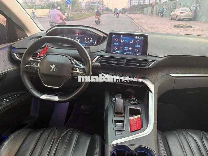 Peugeot 5008 2018 1.6AL