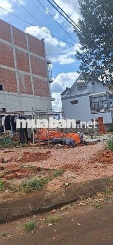 BÁN GẤP LÔ ĐẤT VỊ TRÍ MẶT TIỀN LỚN PHƯỜNG NAM GIA NGHĨA TỈNH LÂM ĐỒNG