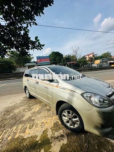 Toyota Innova 2008 G - 01023 km