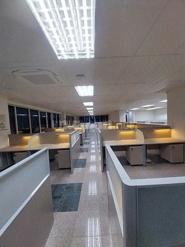 Tuyển thợ lắp đặt nội thất văn phòng