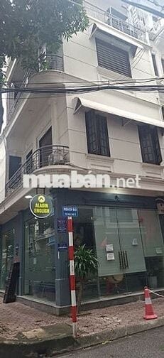 Nhà riêng 4 tầng diện tích hơn 60m2 /sàn đường mạc thái tổ trung hòa