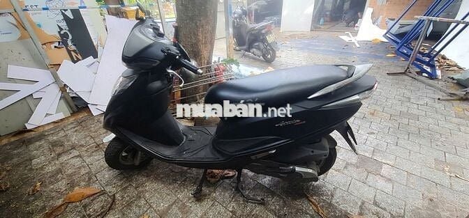 xe attila dĩa bay đủ chức năng đang chạy tốt