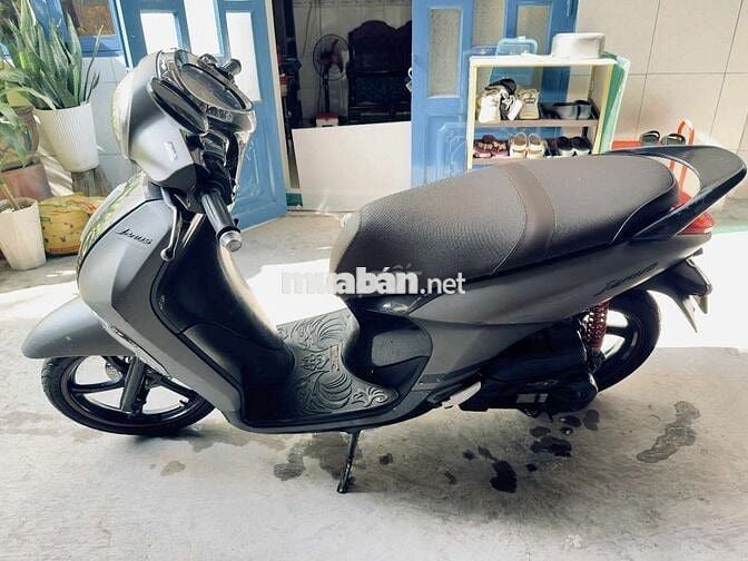 Yamaha Janus Smartkey Limited 2017 Xám