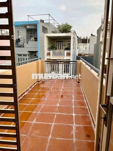 Q.Tân Phú! Cho thuê nhà 3 lầu, mới sạch sẽ, dtsu 90m2