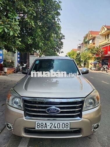 3 125 2011 2.5L 4x2 AT - 200000 km