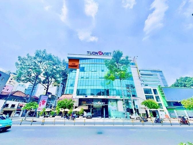 CHO THUÊ MB GÓC 2MT – 10B SƯƠNG NGUYỆT ÁNH & CMT8,