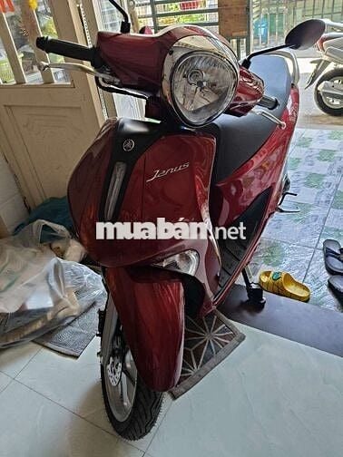 Xe mới đăng ký được 16 ngày