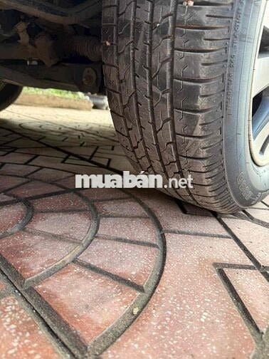 Toyota Innova 2015 2.0E - 1 km