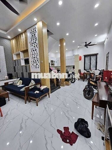 Trần Phú - 38m - 5T- Dân xây - Ngõ nông - Oto gần - 7,1 tỷ