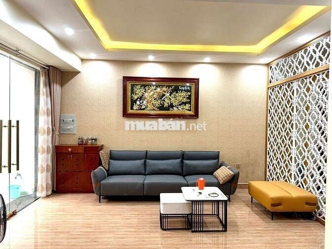 Cho thuê nhà phố 3PN full nội thất hiện đại gần trung tâm