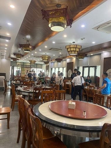 Nhà hàng Đỉnh Thái Phong cần tuyển gấp nhân viên phụ bếp, bàn, bảo vệ