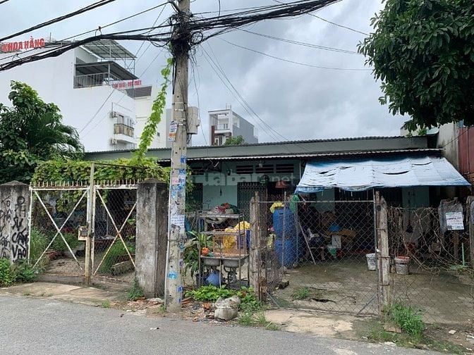 Bán nhà Cấp 4, mặt tiền rộng 7,5m đường Thạnh Lộc 49 