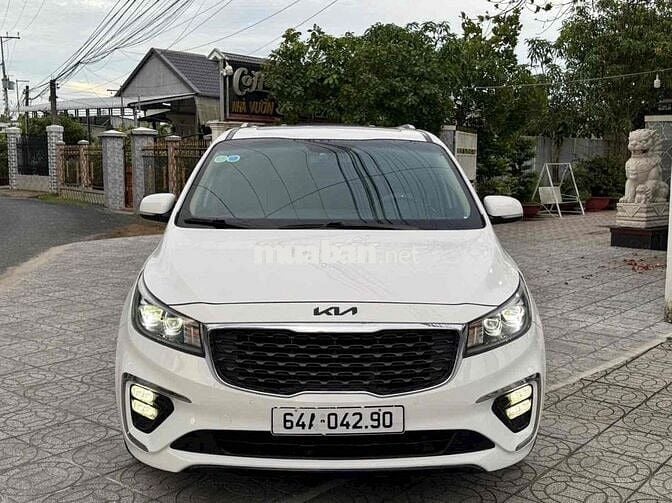 cần bán sedona 2019 1 đời chủ đi ít 2.2std