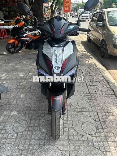 Honda Air Blade 2019 Siêu nhân Đen ( có bán góp)