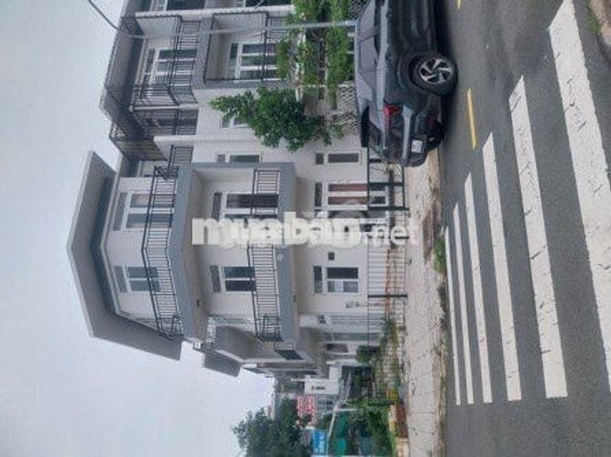 Nhà phố căn góc (9x15m) khu đô thị Phúc An City