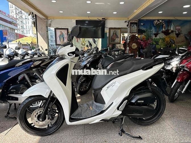 SH 125i 2017 Smartkey Trắng Đen BSTP Chính Chủ