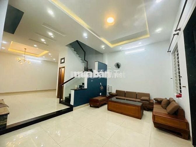 Cho thuê nhà 3PN, 3WC — Linh Tây, Thủ Đức
