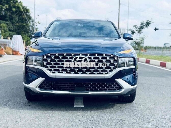 Hyundai Santa Fe 2022 2.2 full dầu odo 3v km