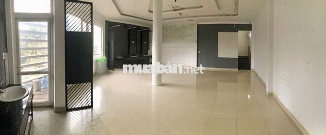 Cho thuê tầng 2 - 70m² trung tâm Pleiku, giá 3 triệu/tháng