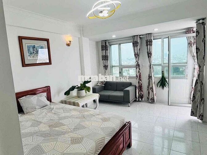 2 Phòng Ngủ – Full Nội Thất – Ngay Ngã Tư Hàng Xanh