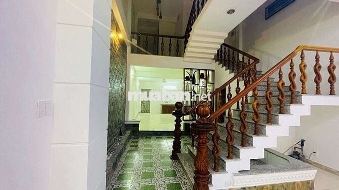 NHÀ 3TẦNG KIÊN CỐ,3PN, NHÀ TRỐNG, SÁT BIỂN MỸ KHUÊ