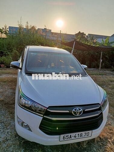 Toyota Innova 2019 2.0E - 128000 km