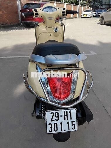 Bán rẻ xe đời mới 2013.còn mới toanh như xe mới