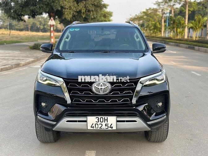 Toyota Fortuner 2021 2.7V 4x4 2 Cầu Máy Xăng Nhập
