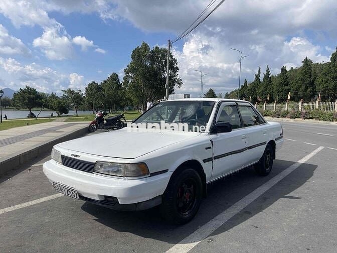 Toyota Camry 1988 Trắng Số sàn