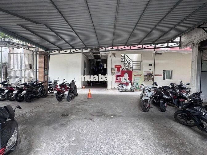 Thu Nhập 1.3Tỷ/Năm! Bán CHDV 3 Tầng, Võ Văn Ngân Thủ Đức, 254m2, 31 Tỷ