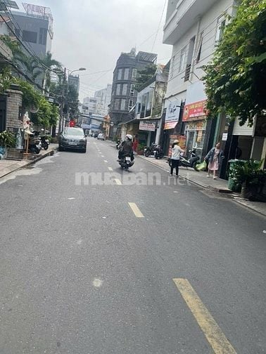 Nhà MTNB Thành Thái. DT 4.3x20m, 2 tầng, giá 15 tỷ