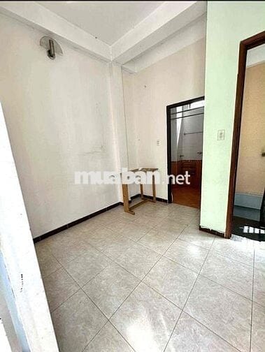 [Chính Chủ] cho thuê phòng tầng 3 XVNT F17 Q. BTHẠNH (cách q1 700m)