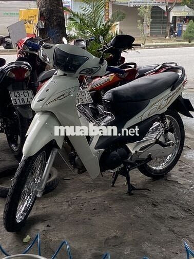 Honda Wave 100 màu Trắng