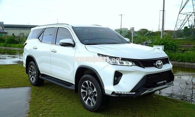 Toyota Fortuner Legender_2024_9000km_Máy dầu