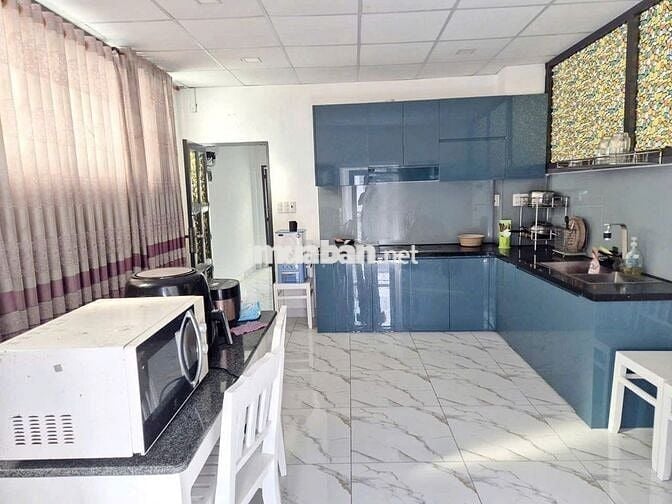 Nhà Mới 3 Lầu Sạch Đẹp Thạnh Xuân 38, Sẵn 6 máy Lạnh Giá 15tr/th