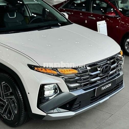Tucson 1.6 Turbo - giao ngay
