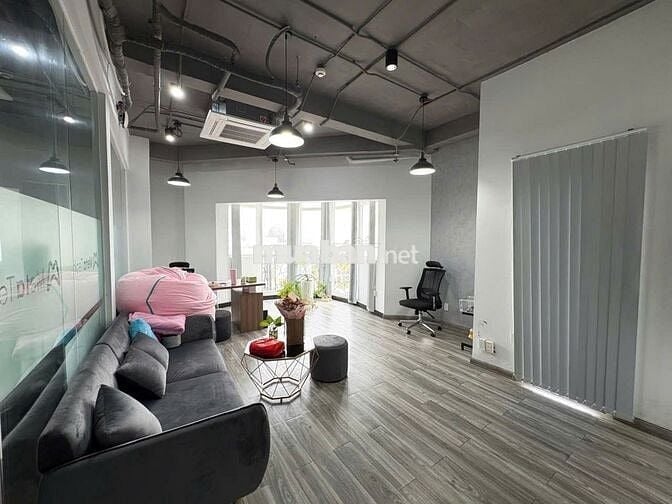 Cho thuê văn phòng Cityland sàn suốt 160m2 nội thất như hình