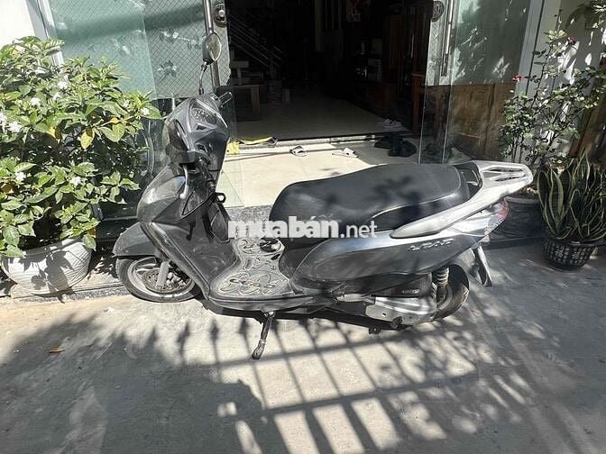 Dư xe em bán Honda lead