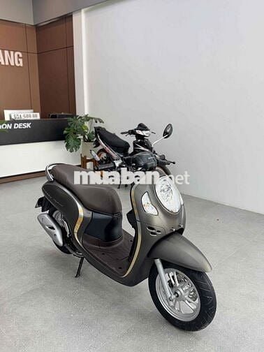 Scoopy 2021 Smartkey vàng cát nguyên rin