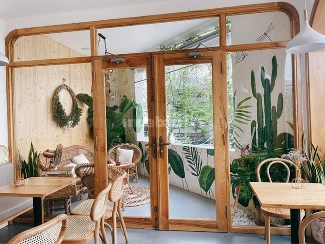 TODAY COFFEE CẦN NGƯỜI PHỤ BÁN CÀ PHÊ 