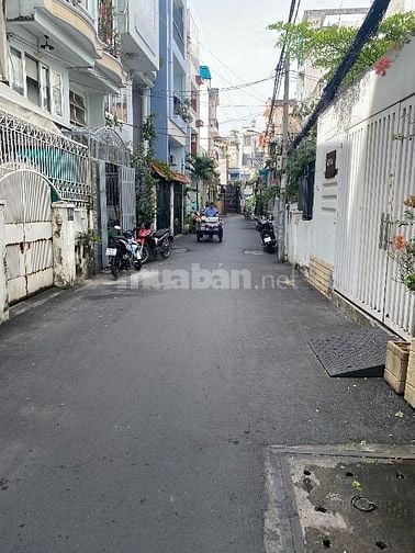 BÁN NHÀ MẶT TIỀN 18 ĐƯỜNG HUYỀN QUANG, P. TÂN ĐỊNH, QUẬN 1