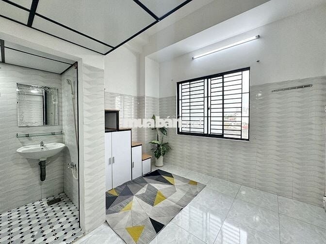 PHÒNG GÁC ĐÓN NẮNG ĐẦY ĐỦ TIỆN NGHI, Ô TÔ TẬN NHÀ GẦN NƠ TRANG LONG