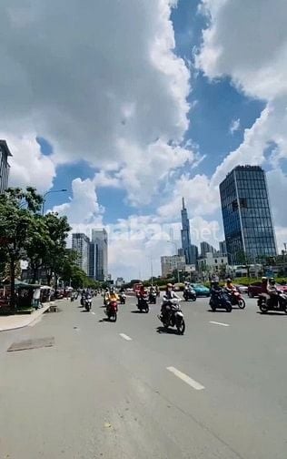  CHÍNH CHỦ CHƯA QUA ĐẦU TƯ - 98M2 NGANG KHỦNG 9M - 5 TẦNG - 5PN