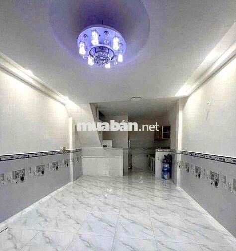 Cần cho thuê nhà hxh 4x10m 1 lầu 2pn 2wc giá 8.5tr tháng