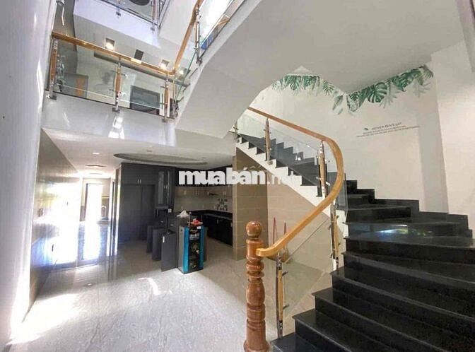 ✅ Cho thuê nhà 3 tầng MT Thái Văn Lung - Hoà Xuân