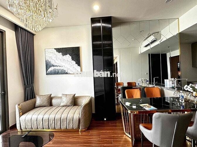 Căn hộ 3pn full đồ luxury tại Ocean Park