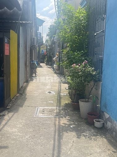 Bán nhà hẻm Nam Hoà, cách MT 1 căn. DTSD 80m2. Gần ngã tư MK, ga Metro