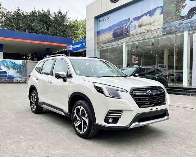 Xe Subaru Forester 2.0i-S EyeSight 2024