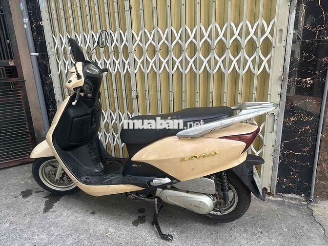 Honda Lead 2011 Vàng kem