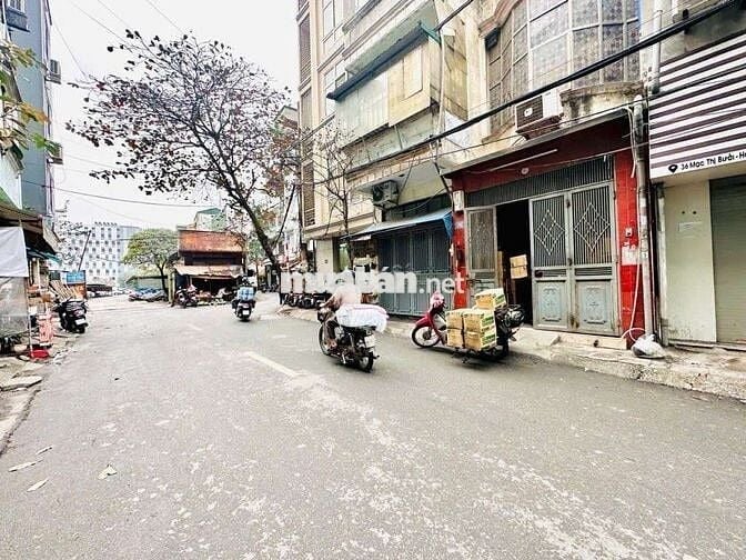 BÁN NHÀ - THANG MÁY - Ô TÔ ĐỖ GẦN - Phù hợp cho thuê CCMN, CHDV